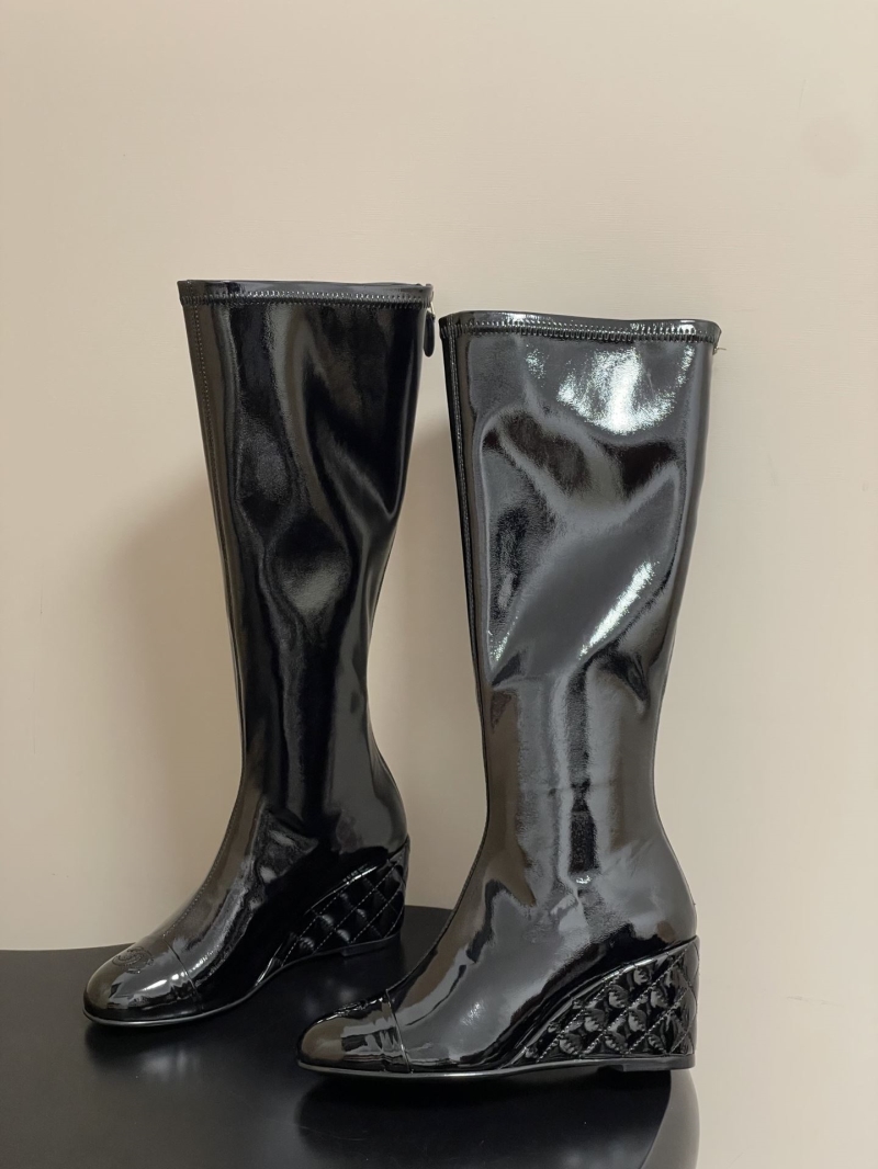 Ch**el boots